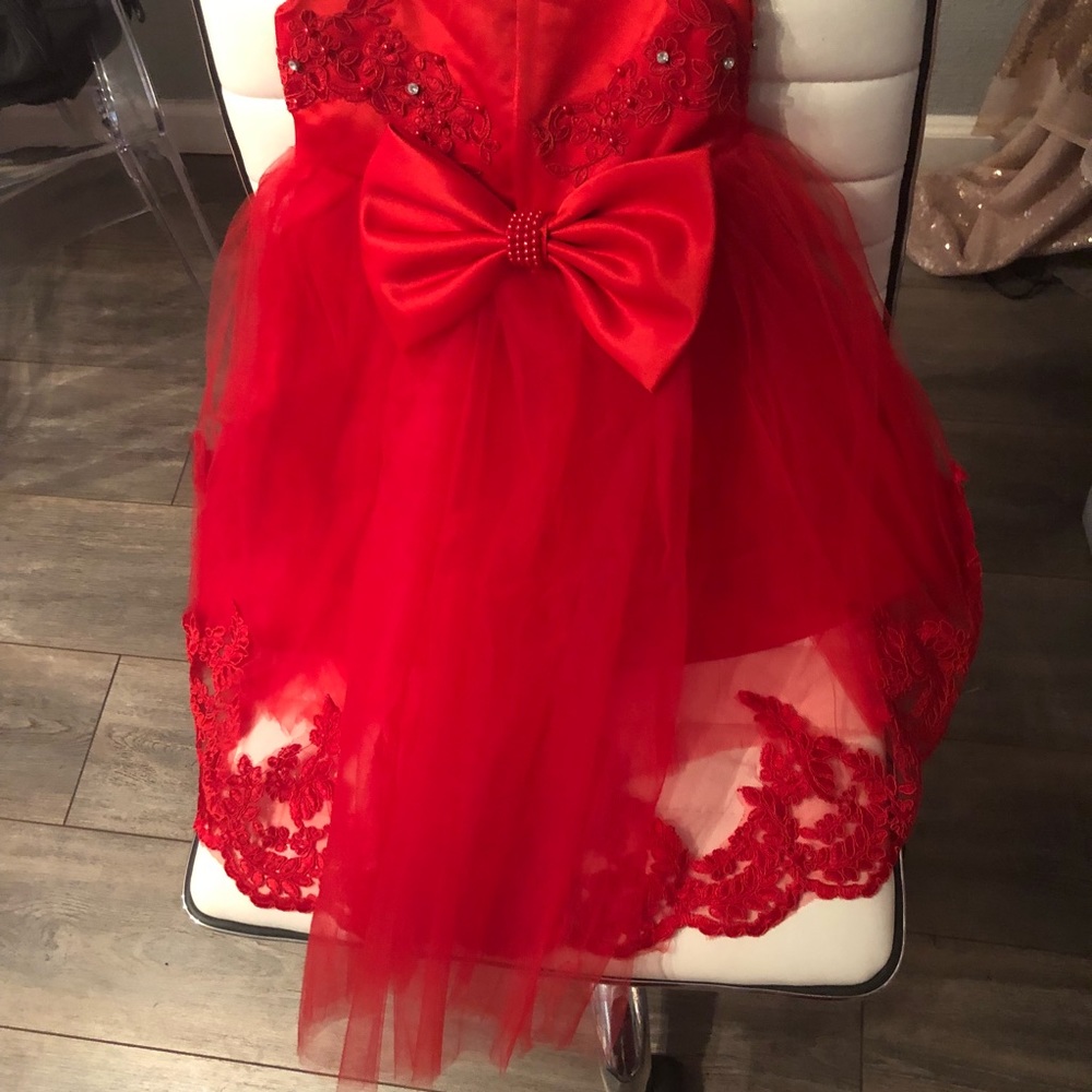 Red princess ruffle girl dresss - Picture 3 of 8